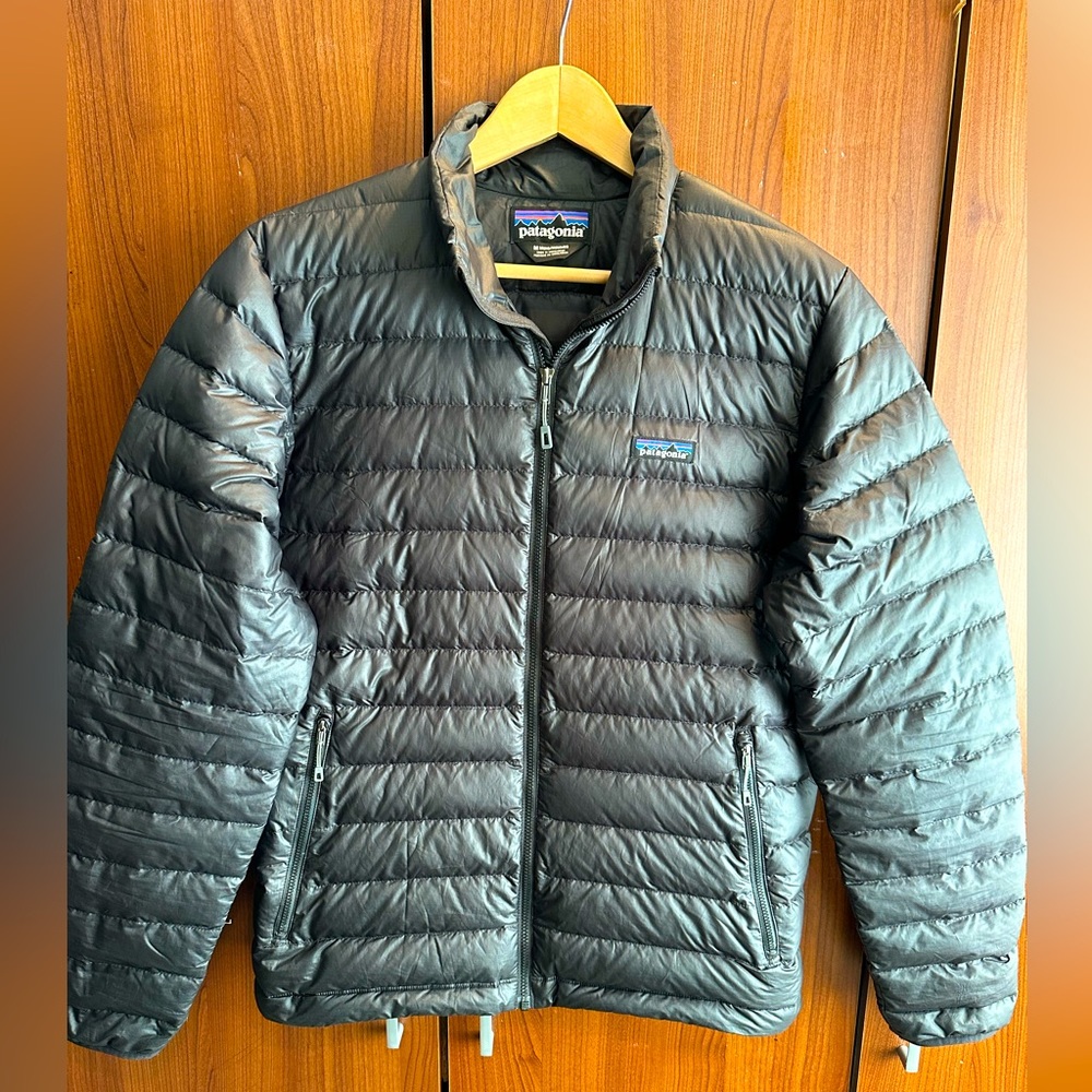 Men’s , Patagonia Dawn Jacket , size -medium,